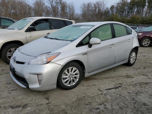 Toyota Prius plug (2015)