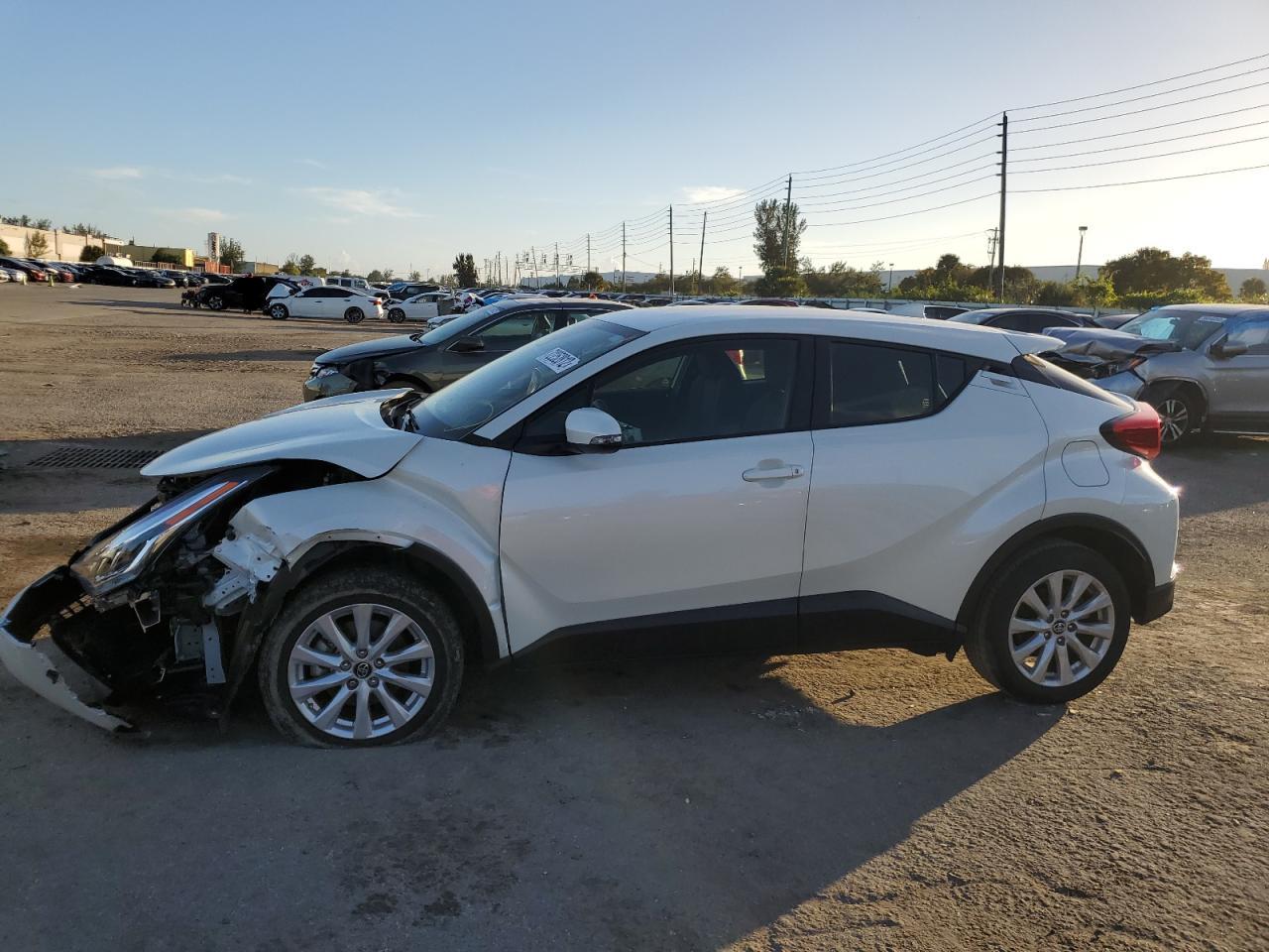 Toyota C-hr xle (2021)