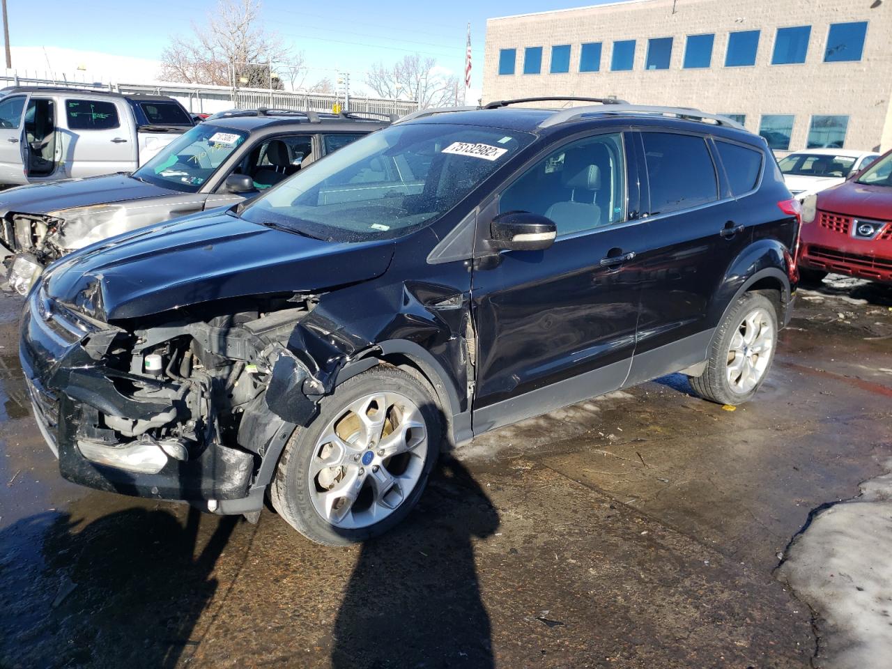 Ford Escape tit (2014)