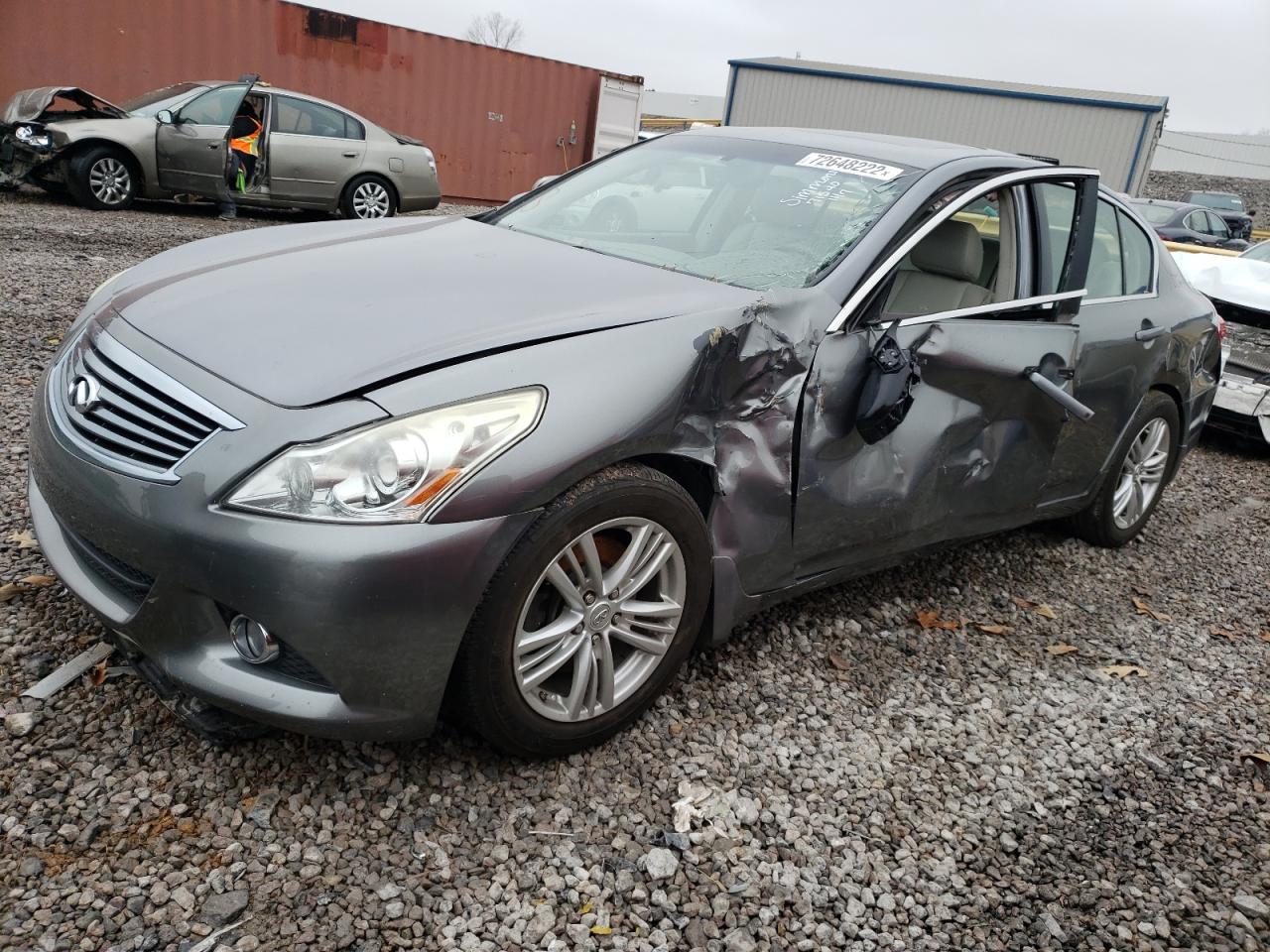 Infiniti G25 base (2011)