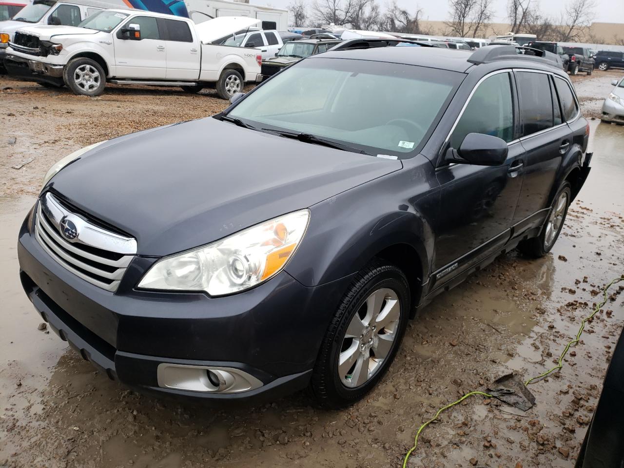 Subaru Outback 3- (2011)