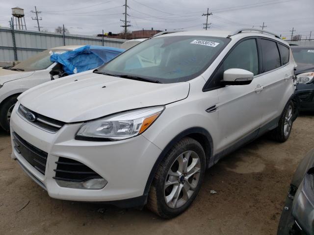 Ford Escape tit (2016)