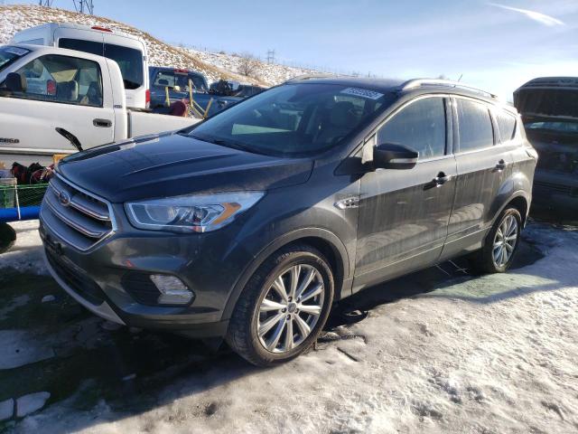 Ford Escape tit (2017)