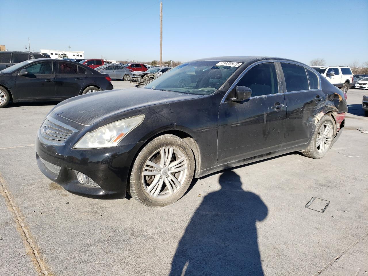 Infiniti G37 base (2013)