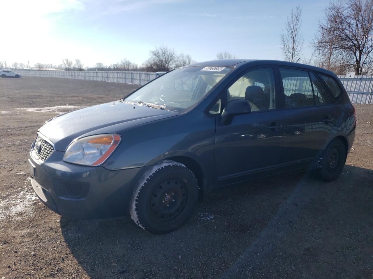 Kia Rondo (2012)