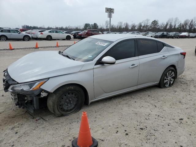 Nissan Altima s (2019)