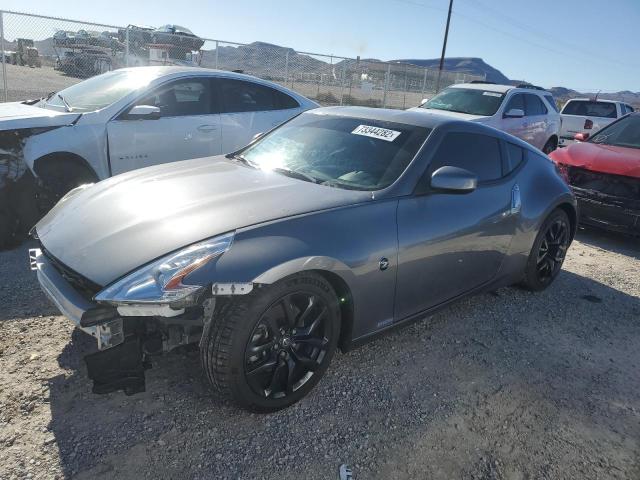 Nissan 370z base (2017)