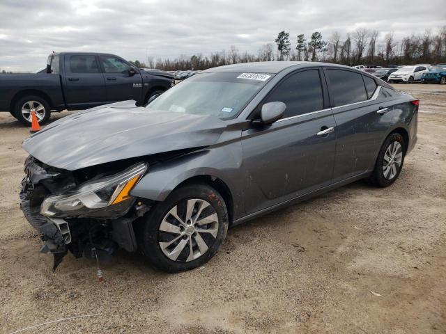 Nissan Altima s (2020)