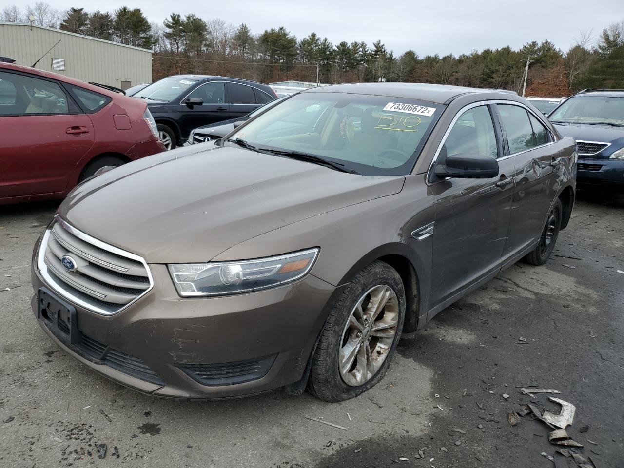 Ford Taurus se (2015)