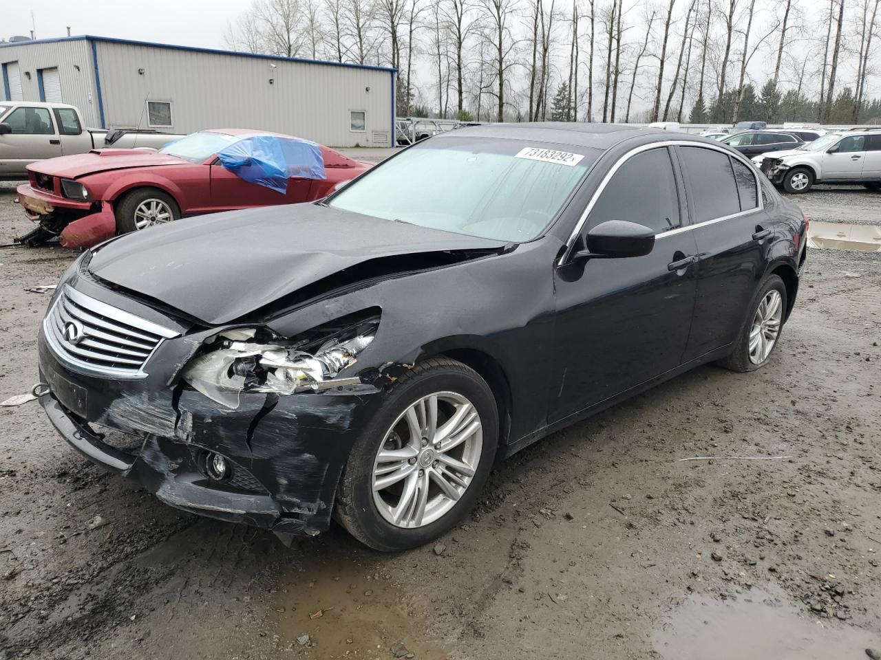 Infiniti G37 base (2013)
