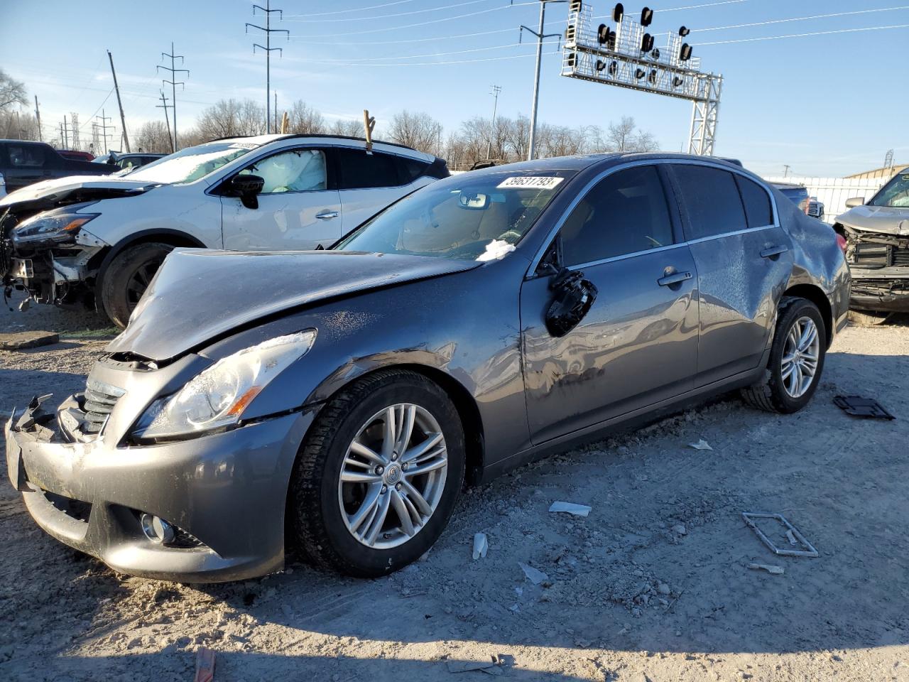 Infiniti G (2012)