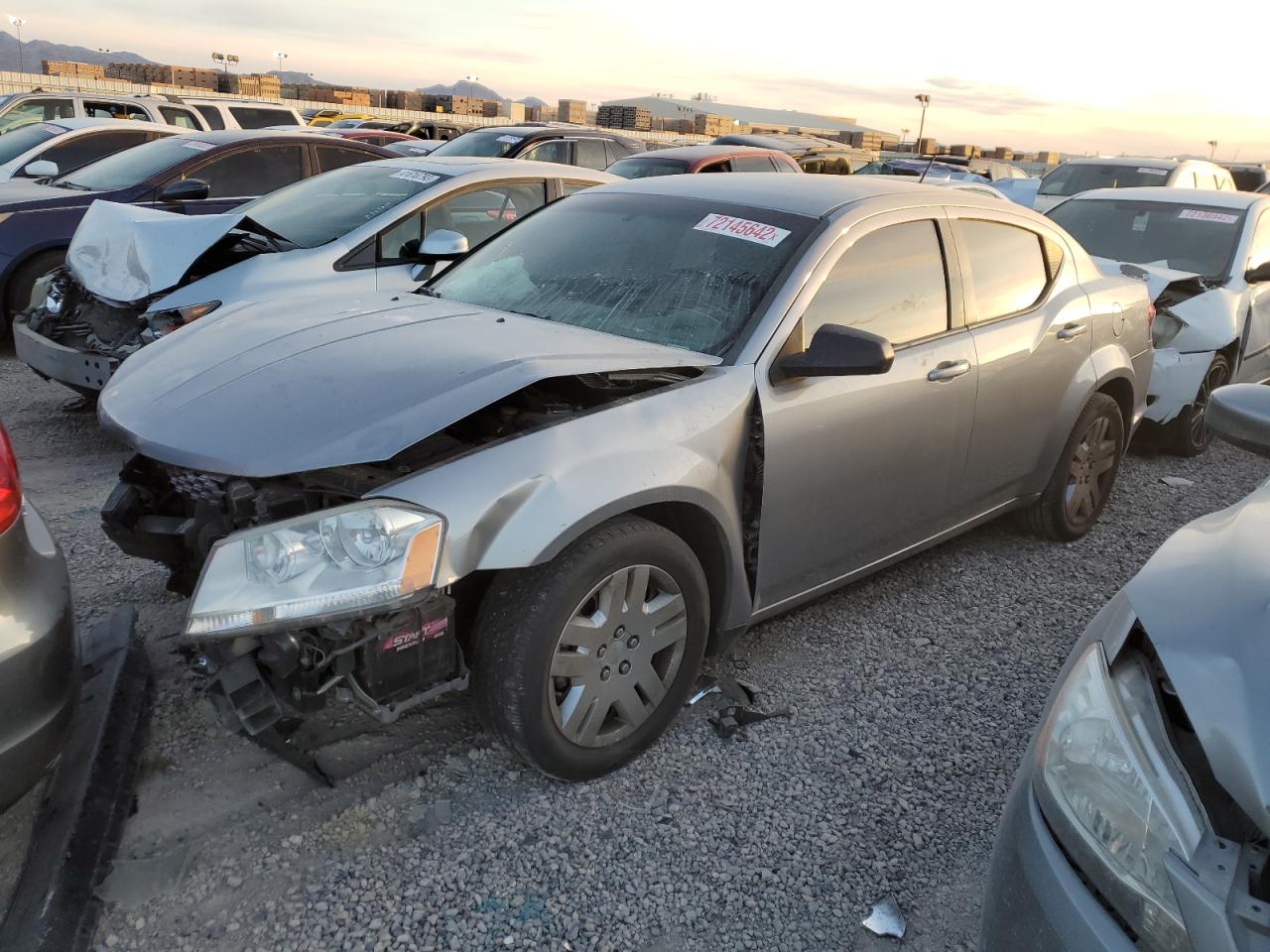 Dodge Avenger se (2013)