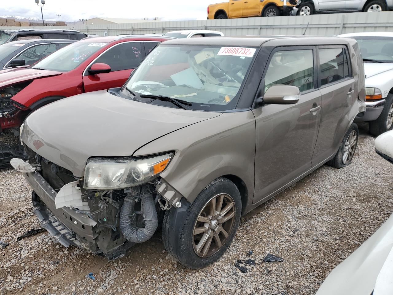 Toyota Scion xb (2012)