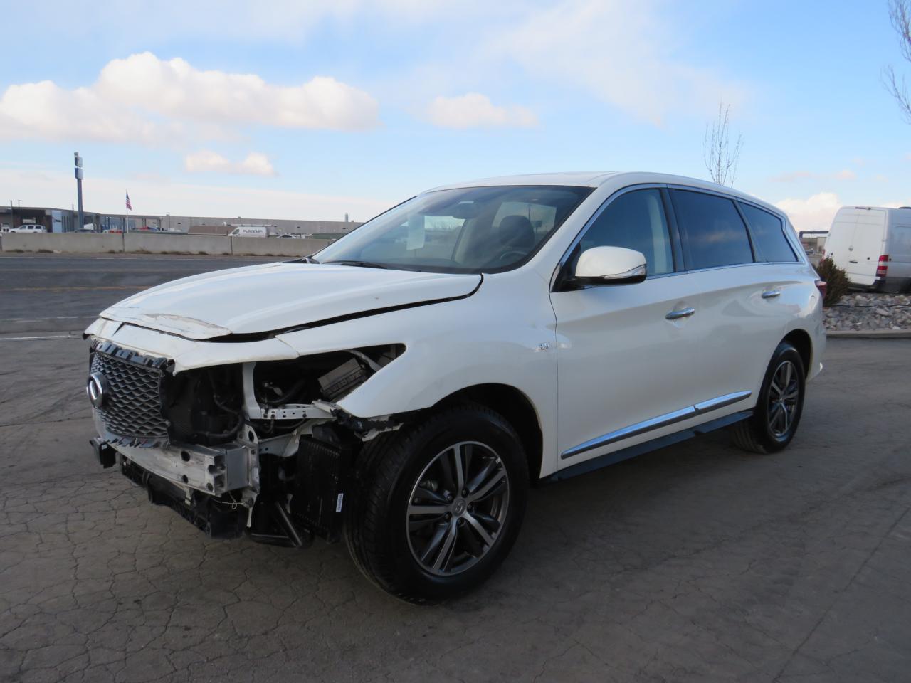 Infiniti Qx60 luxe (2019)