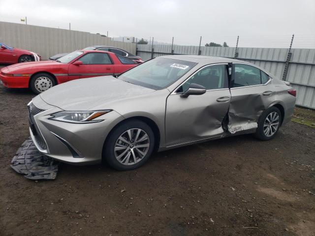 Lexus Es300 (2020)