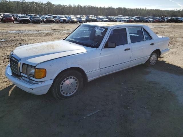 Mercedes-benz 560-class (1990)