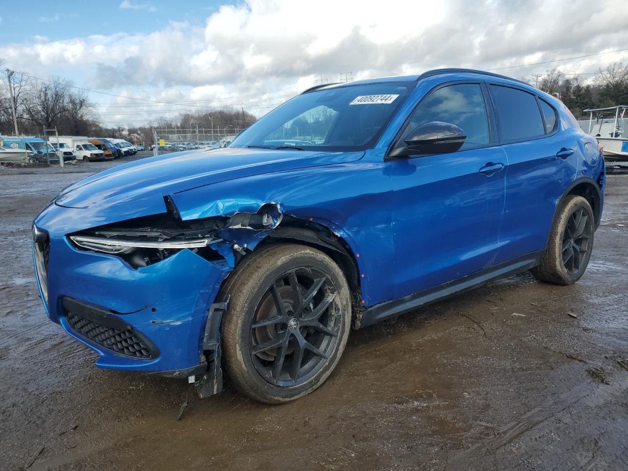 Alfa-romeo Stelvio (2018)