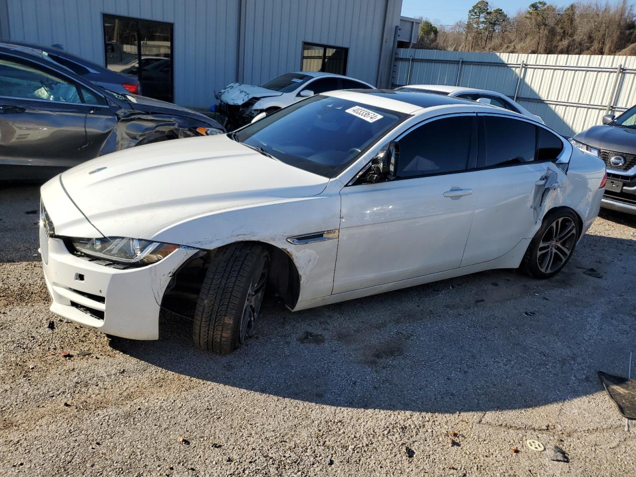 Jaguar Xe (2017)