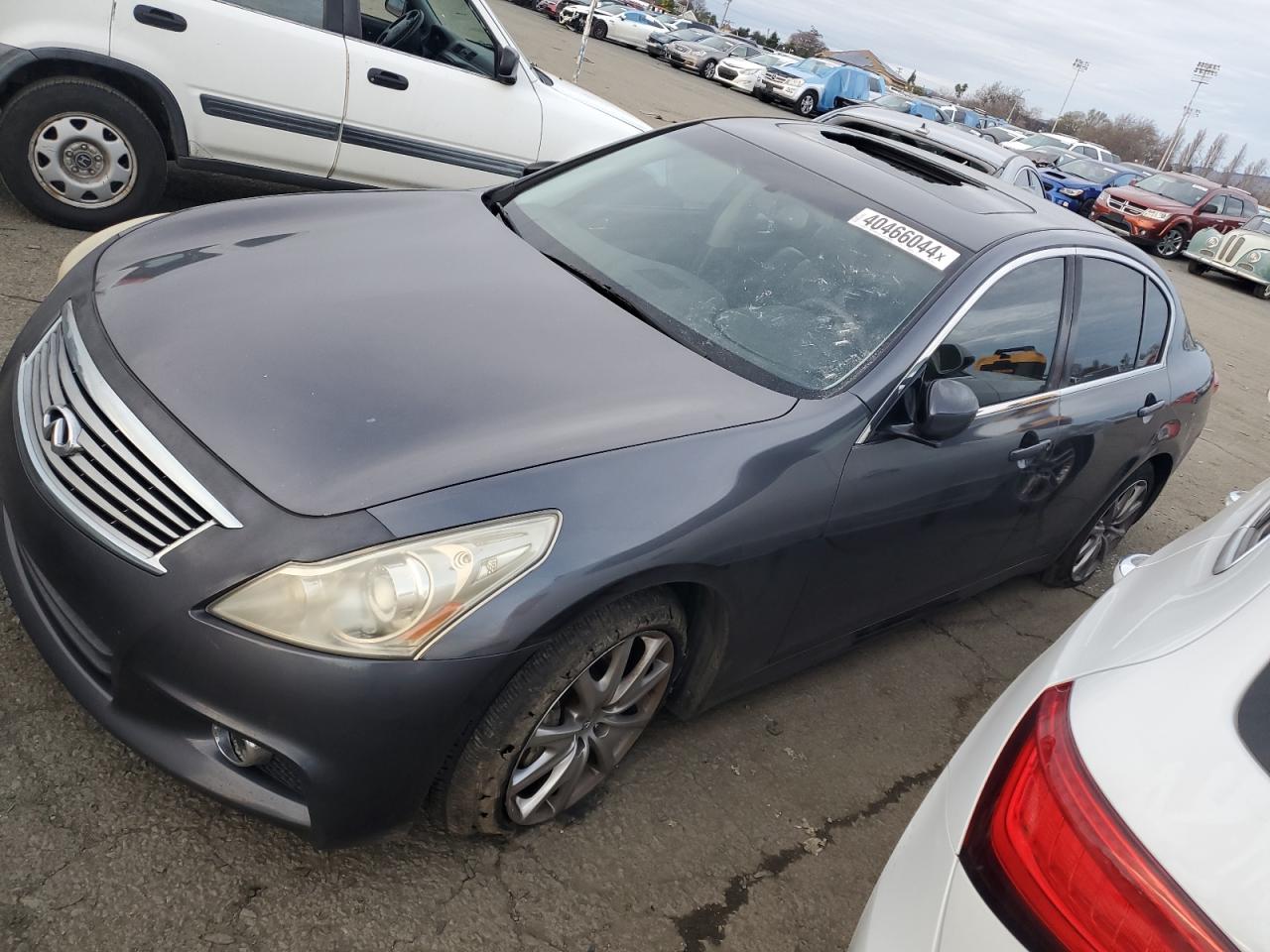 Infiniti G (2012)