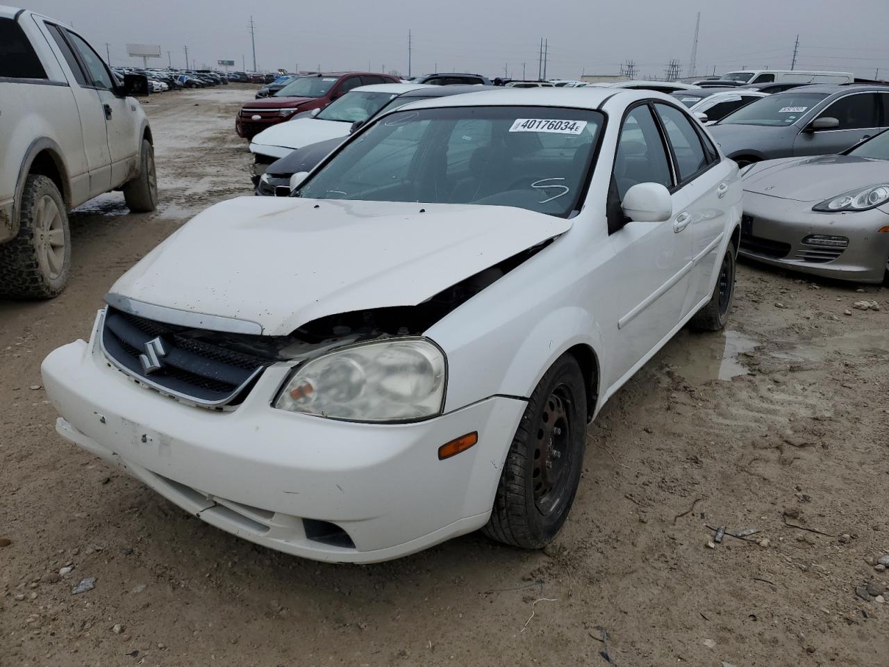 Suzuki Forenza (2007)
