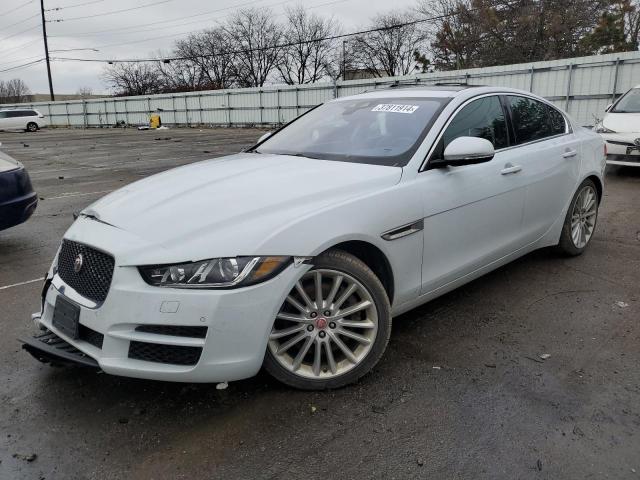 Jaguar Xe (2017)