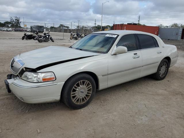 Lincoln Towncar (2006)