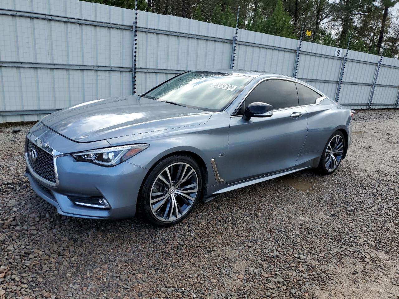Infiniti Q60 (2017)