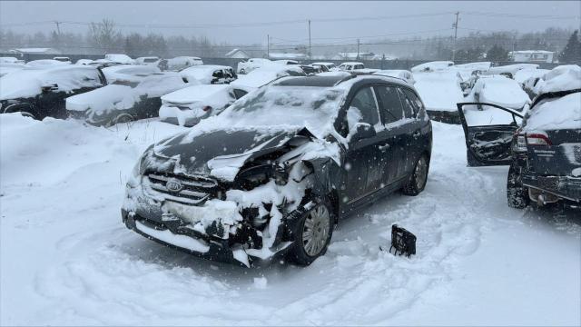Kia Rondo (2007)