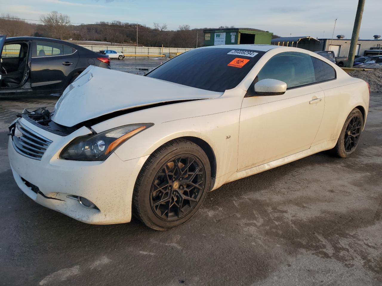 Infiniti Q60 (2015)
