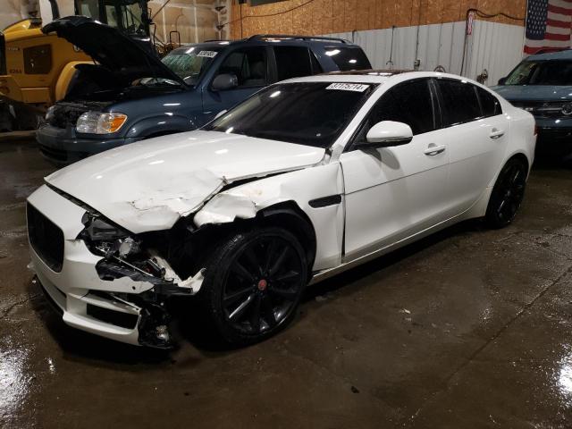 Jaguar Xe (2018)