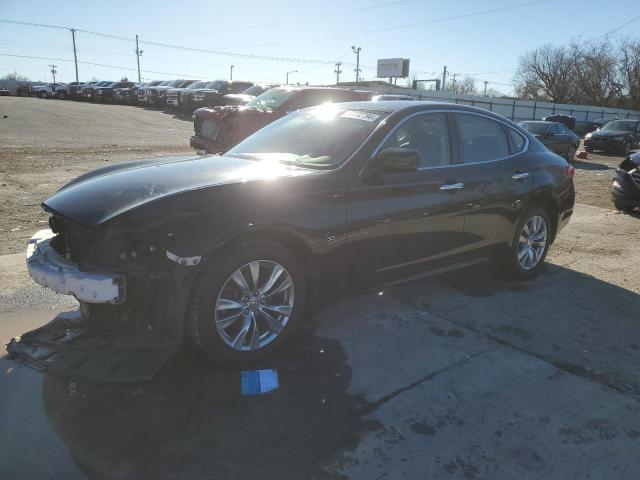 Infiniti Q70 (2014)