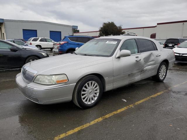 Lincoln Towncar (2003)