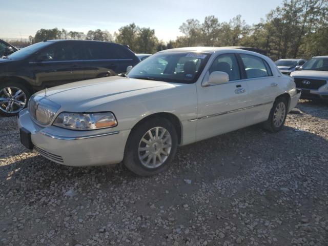 Lincoln Towncar (2006)