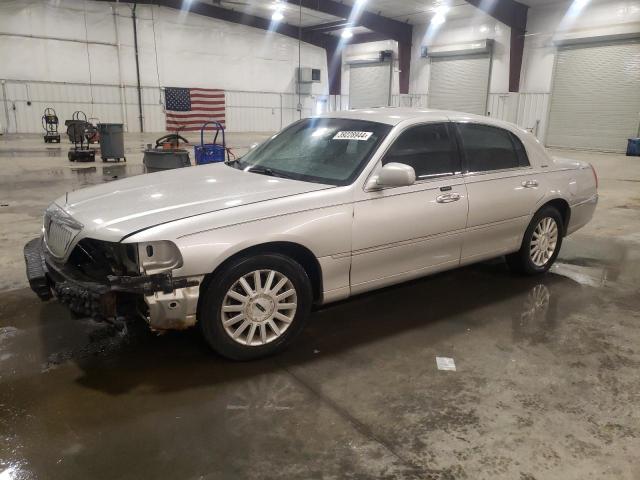 Lincoln Towncar (2004)