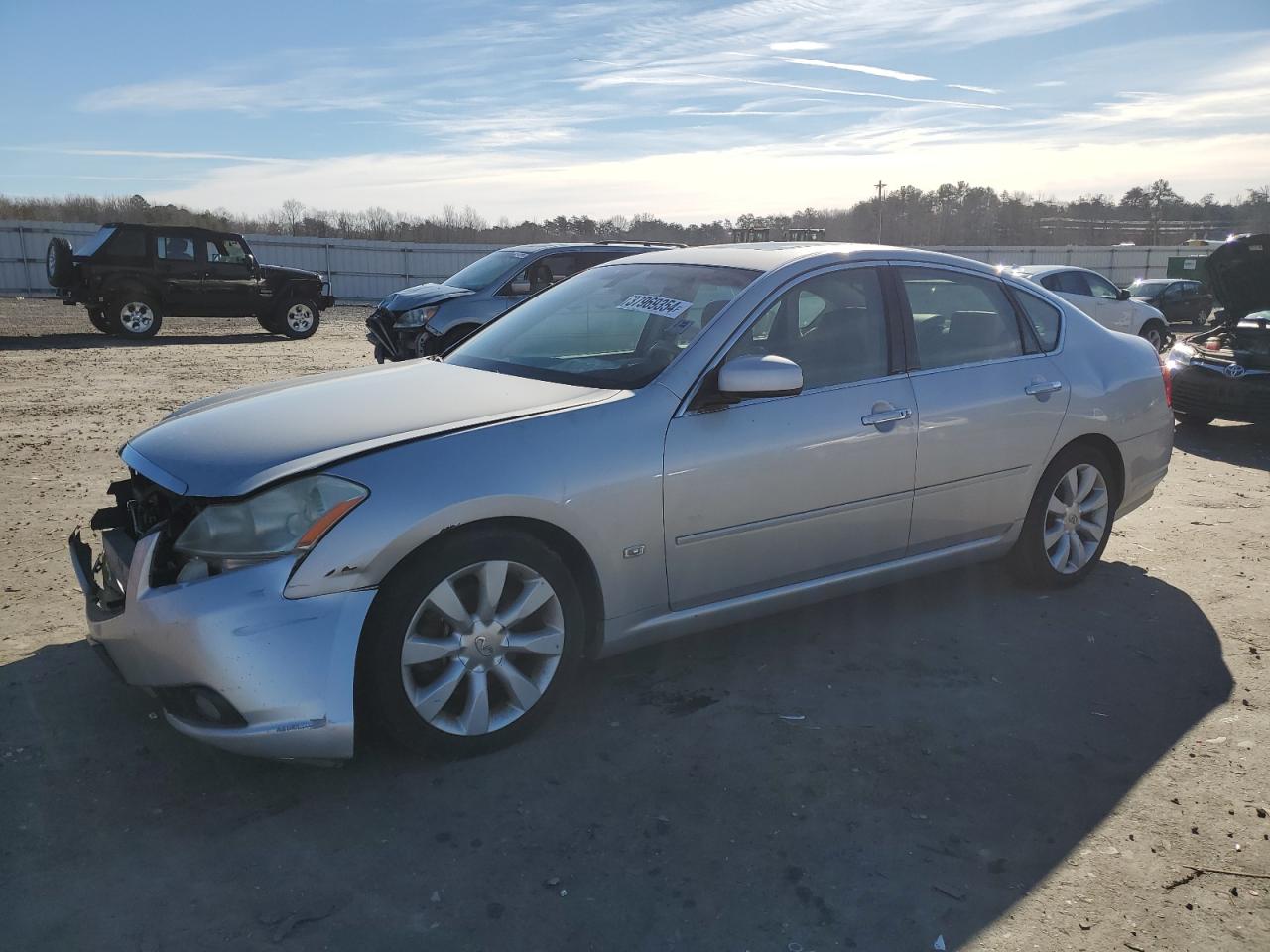 Infiniti M (2006)