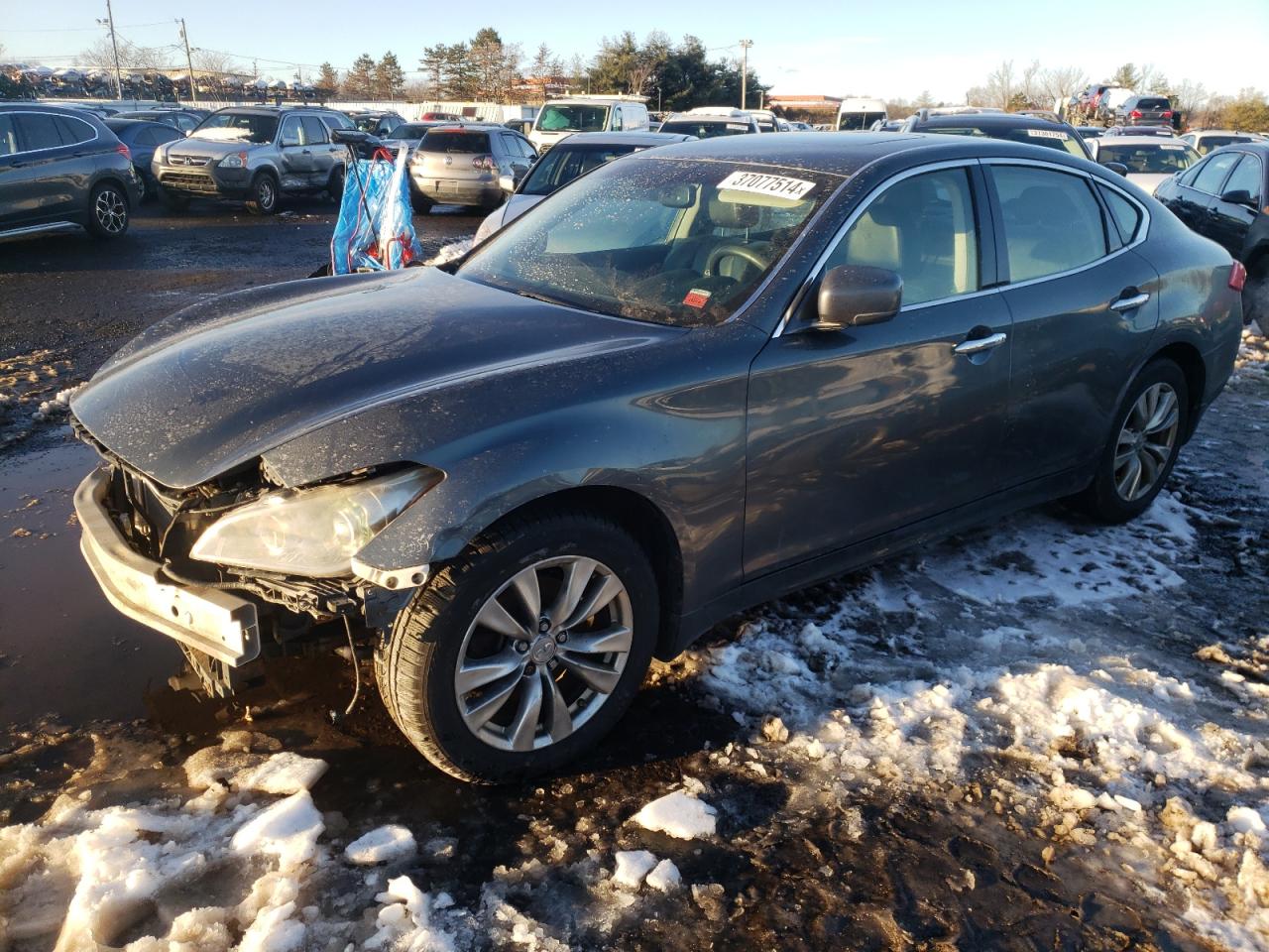 Infiniti M (2012)