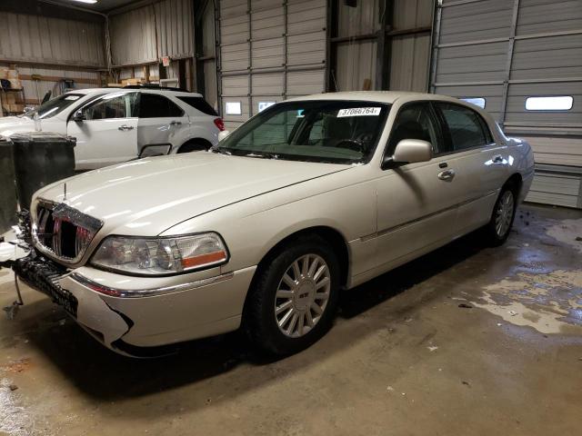 Lincoln Towncar (2005)