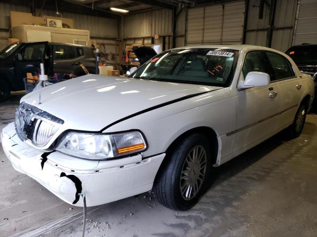 Lincoln Towncar (2006)