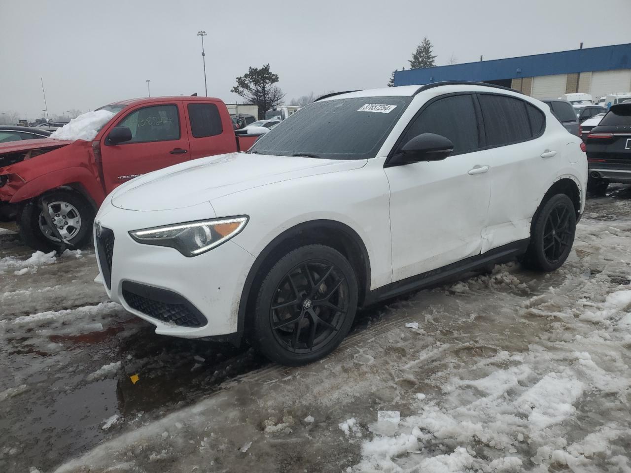 Alfa-romeo Stelvio (2021)