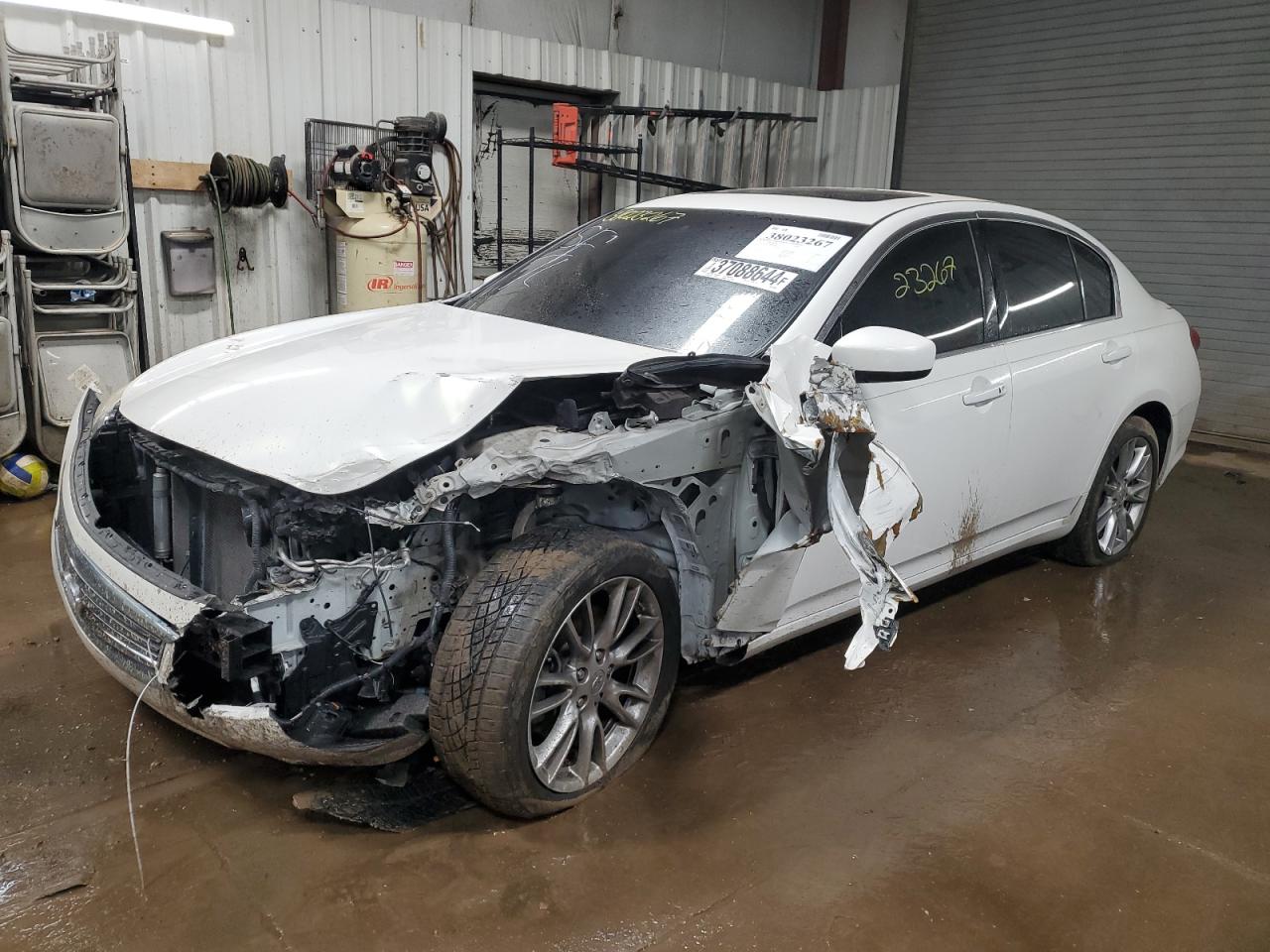 Infiniti G (2011)