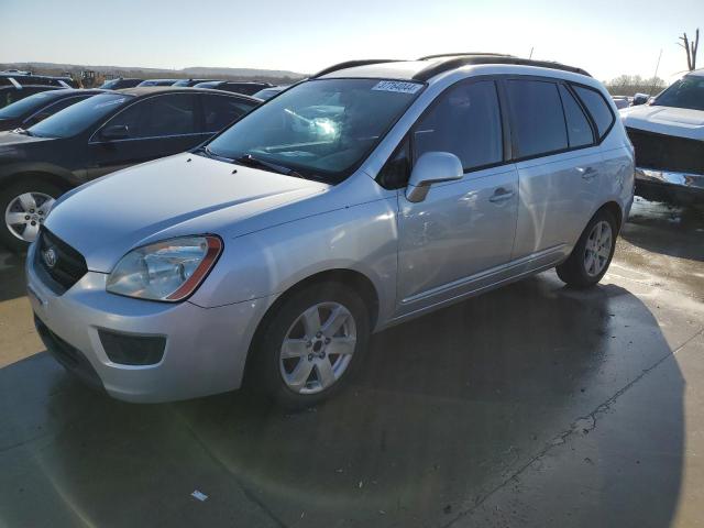 Kia Rondo (2008)