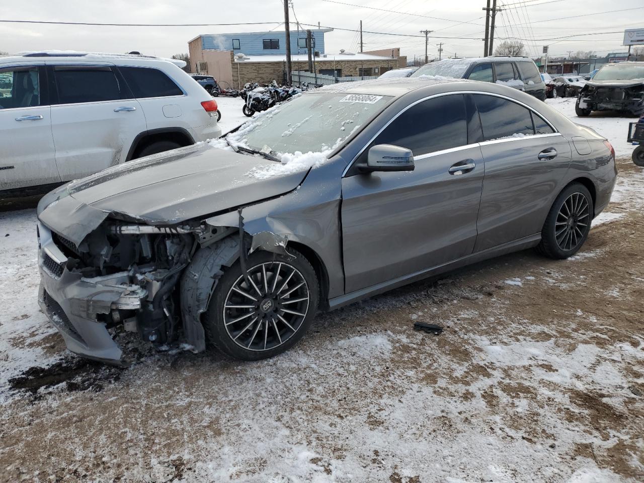 Mercedes-benz Cla 250 (2015)