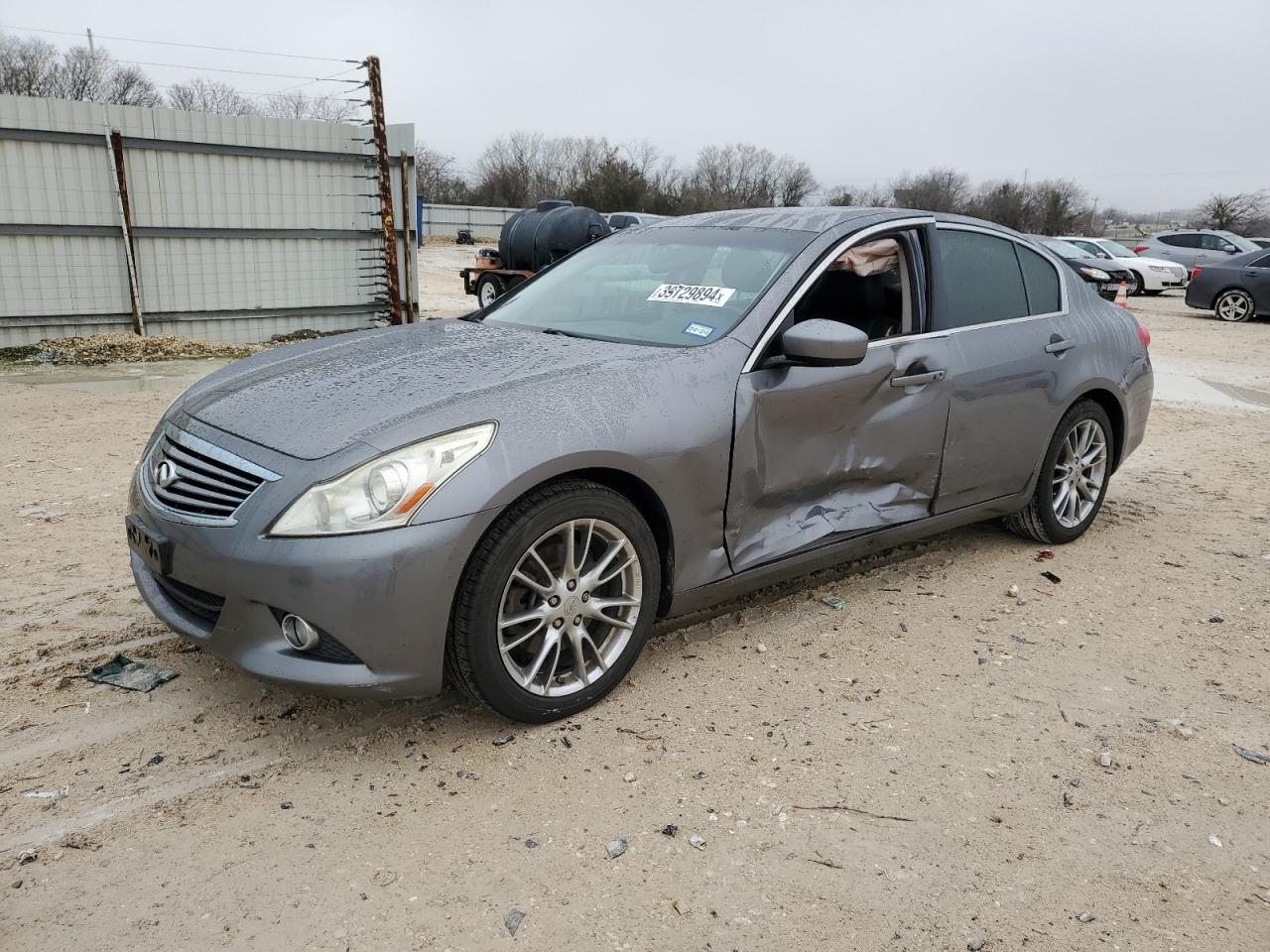 Infiniti G (2012)