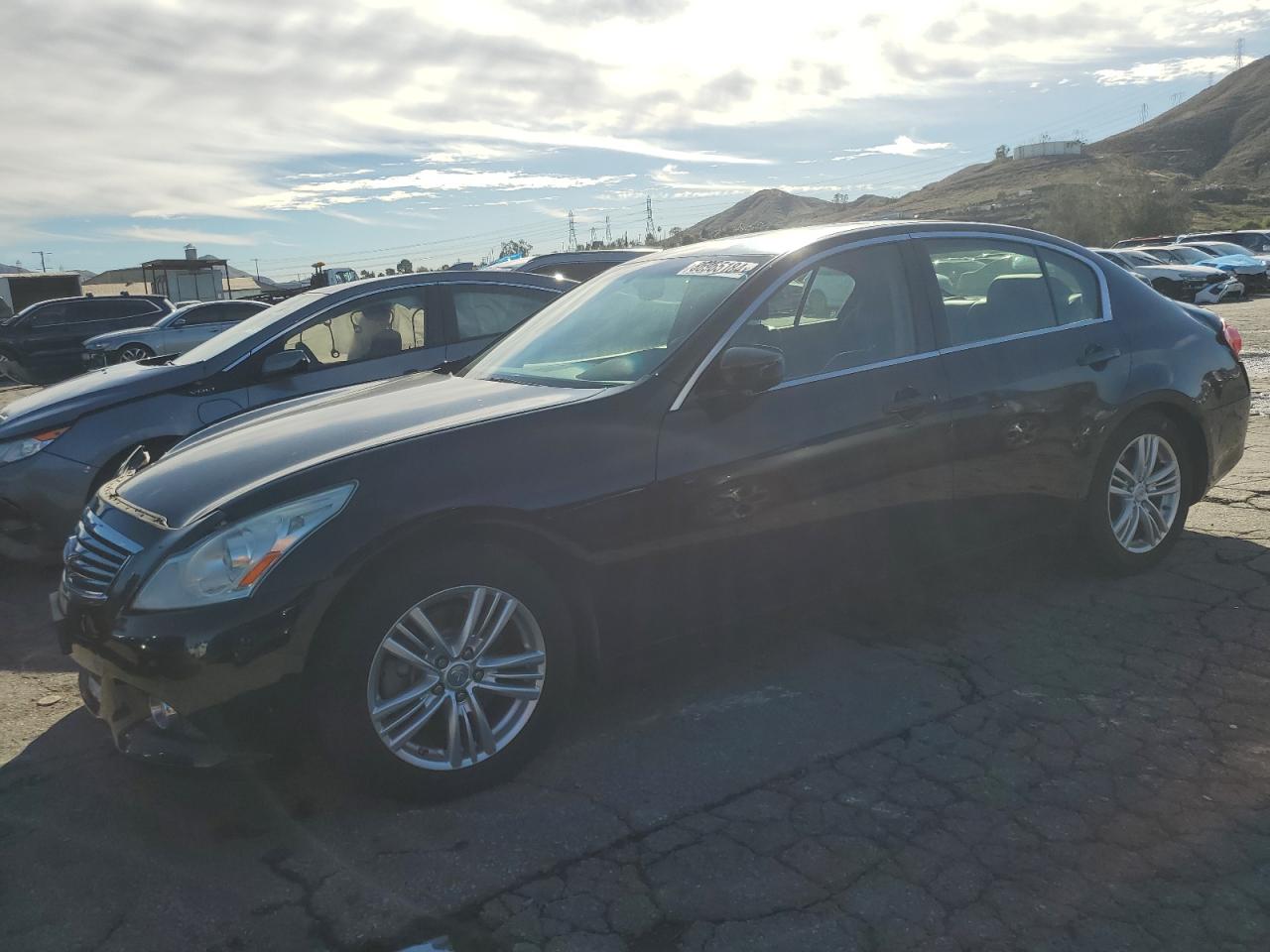 Infiniti G (2013)