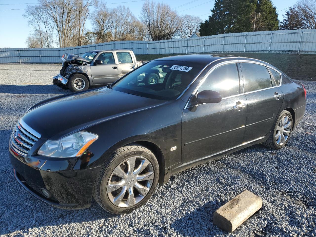 Infiniti M (2007)