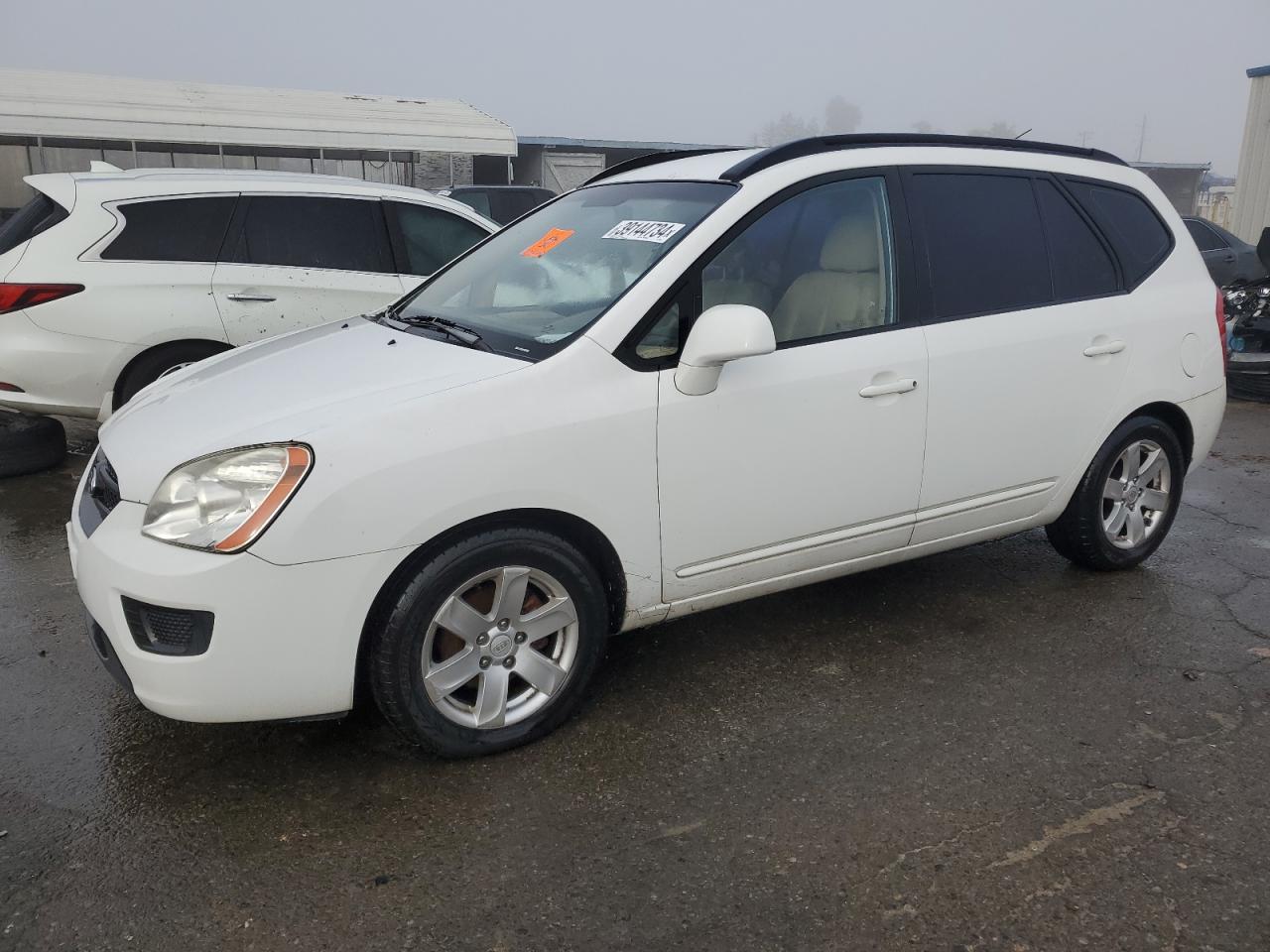 Kia Rondo (2008)