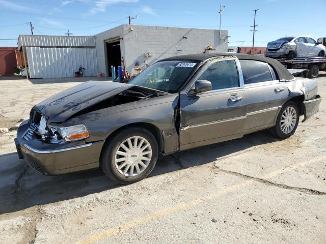 Lincoln Towncar (2003)