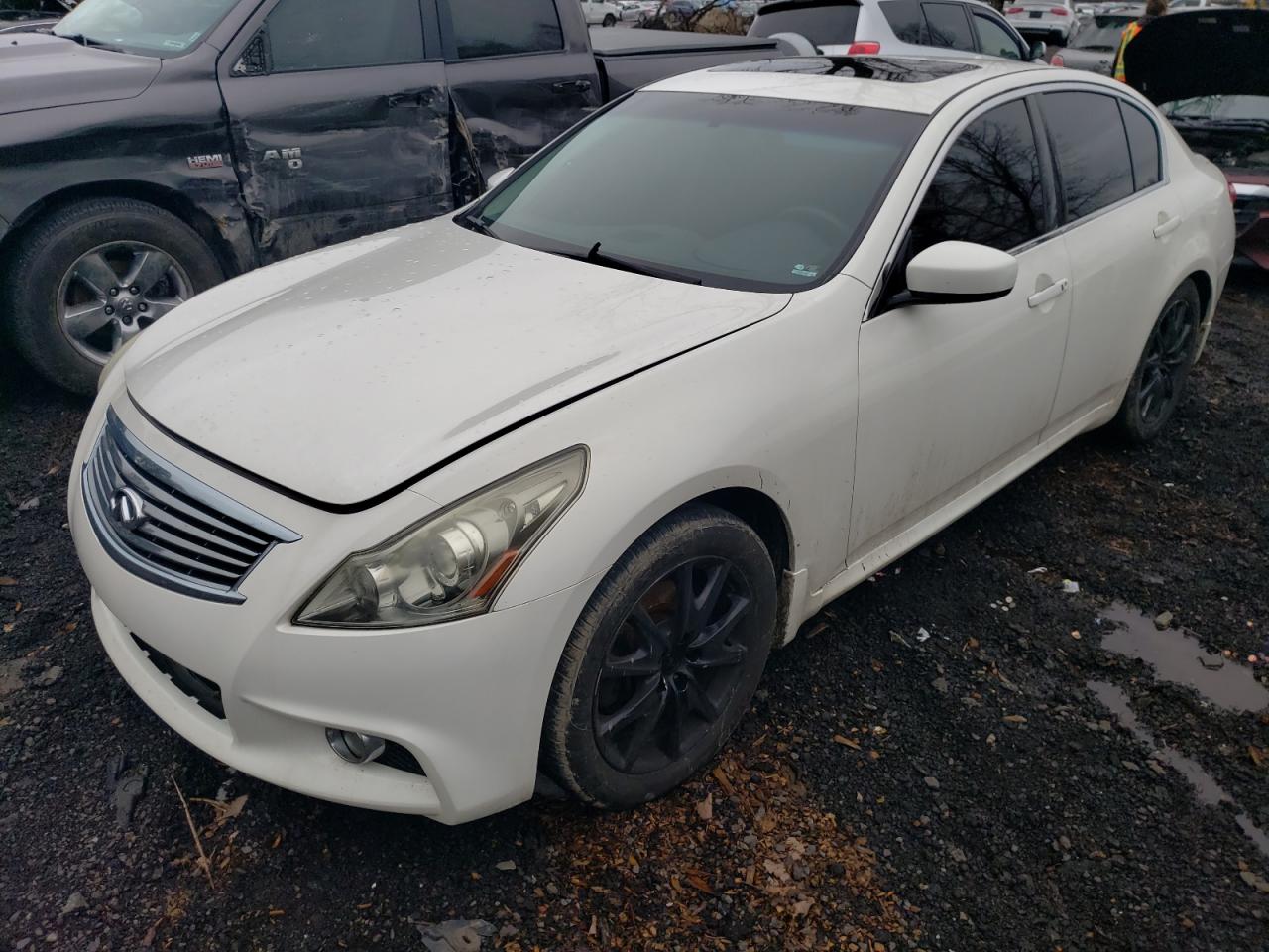 Infiniti G (2011)