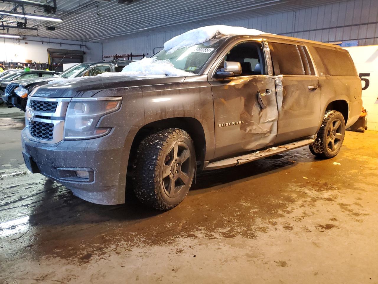 Chevrolet Suburban (2017)