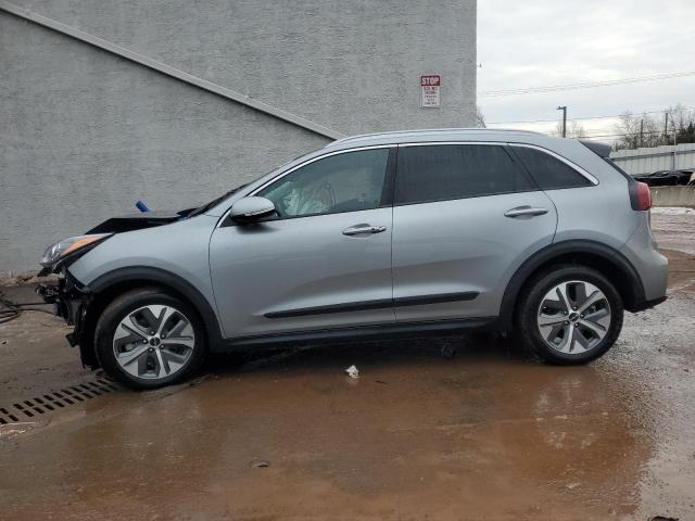 Kia Niro s (2022)